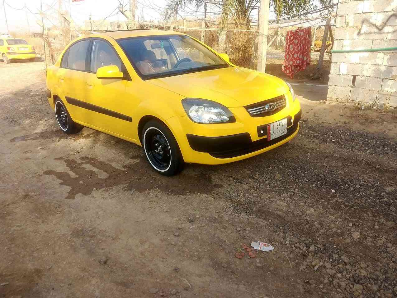 السلام عليكم كيه ريو للبيع موديل 2009خليجي فول اوتوماتيك السياره مكفول كفالة مكينه  ستميه كير حداديه تبريد تخم تاير كله جديد مكين وكير ستوني شادهن جدد مكان السياره ديوانيه السعر 82وبيهه مجال غير متواجد على الفيس اتصال ***********
