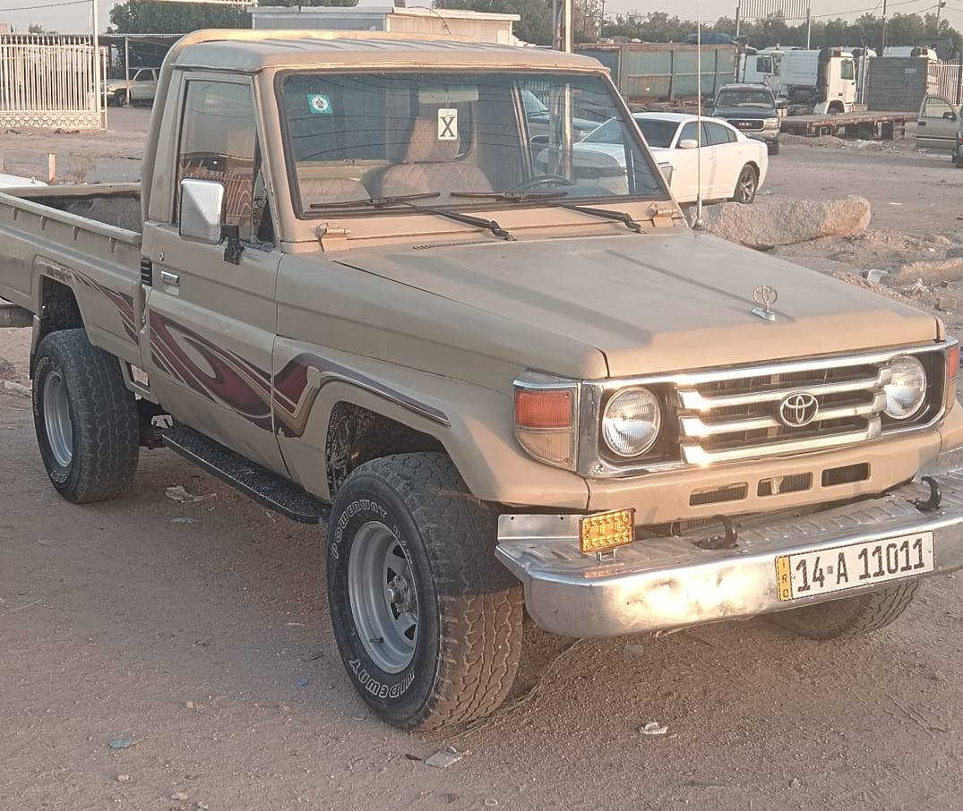 سلام عليكم تيوته شاص للبيع مولي 1989 سياره حلوه شاصي كفاله سياره بصمه شاشه شغاله كهربيات شغاله حداييه حلوه  رقم مميز  سنويته 2030تنتهي  سعره 90 ورقه  سياره جهازه  وحلوه اني مكلف بنشر هذا ريم رعي سياره ***********
