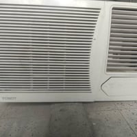 مكيف للبيع 2طن نضيف ابشرط الشغل تبريدثلج وتدفه شغال عنوان بغدادالزعفرا...