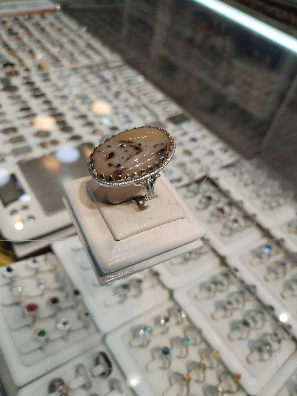 سلام عليكم ورحمة الله وبركاته
خاتم فضه عقيق خراساني شجري

 مستعمل نضيف

الوزن  ١٥ غرام

السعر ٥٠ الف


**إذا كنت صاحب هذا الإعلان وتريد حذفه لأي سبب، رجاءا أرسل رسالة إلى الدعم الفني**