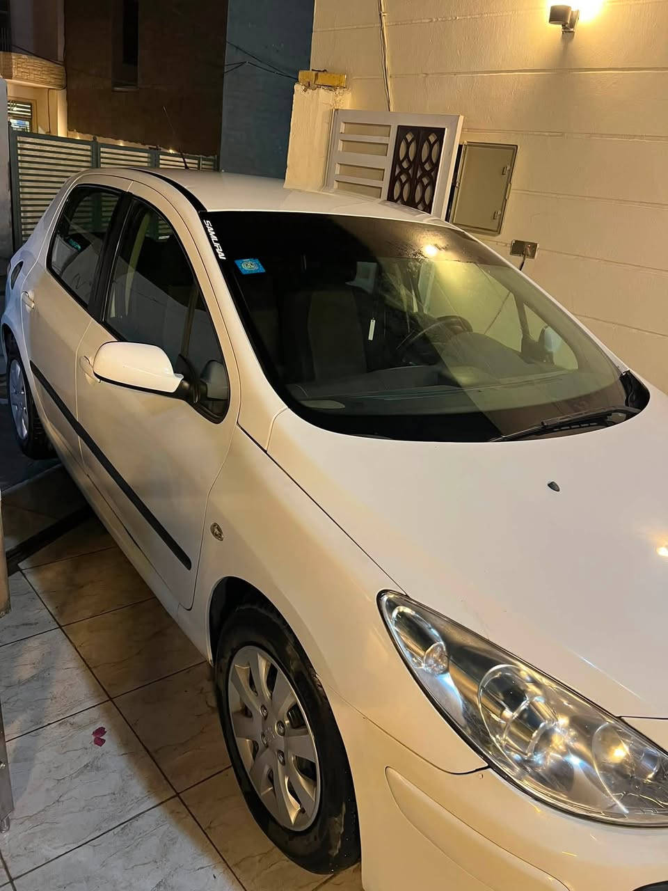 بيجو 307 فرنسي 2006 سياره كامله كير محرك تبريد  مابيها ضرر بيها الجاملغ الخلفي نص صبغ والدواسات بيهن شويه معجون السعر 59 مكاني بغداد غزاليه ***********
