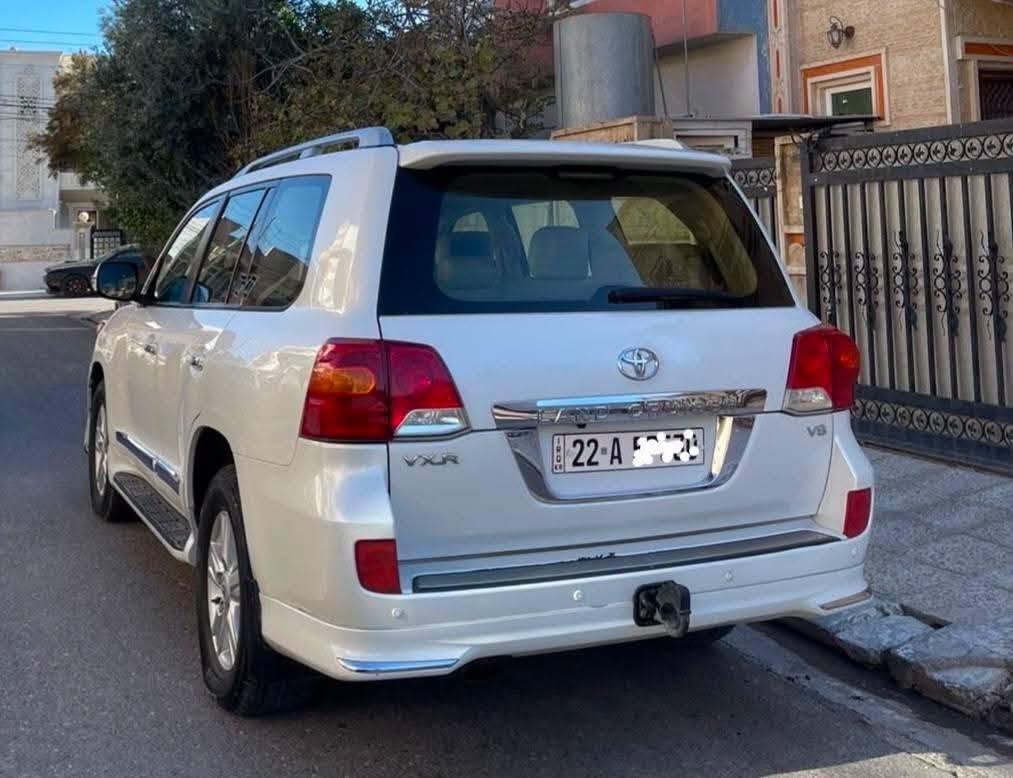 بسم الله الرحمن الرحيم
تحية طيبة للجميع .

تيوتا لاندكروز  موديل ٢٠١٢ فئة VXR رقم اربيل الدولي حجم المحرك ٤٦٠٠ V8 المرغوب السنوية والرقم وهزا  مجدد لغاية ٢٠٣٠ شرط التحويل او وكالة السيارة بدون صبغ فقط به تعديل PDR في الباب خلفي شبر واحد فقط ماشية ١٩٠ كم حقيقي كشن السائق كهربائي الكير والمحرك مامفتوح ولاصوت ولا تبخير 
 
مكان السيارة / اربيل
للتواصل / *********** + واتساب+ فايبر 
***********+ واتساب + فايبر
