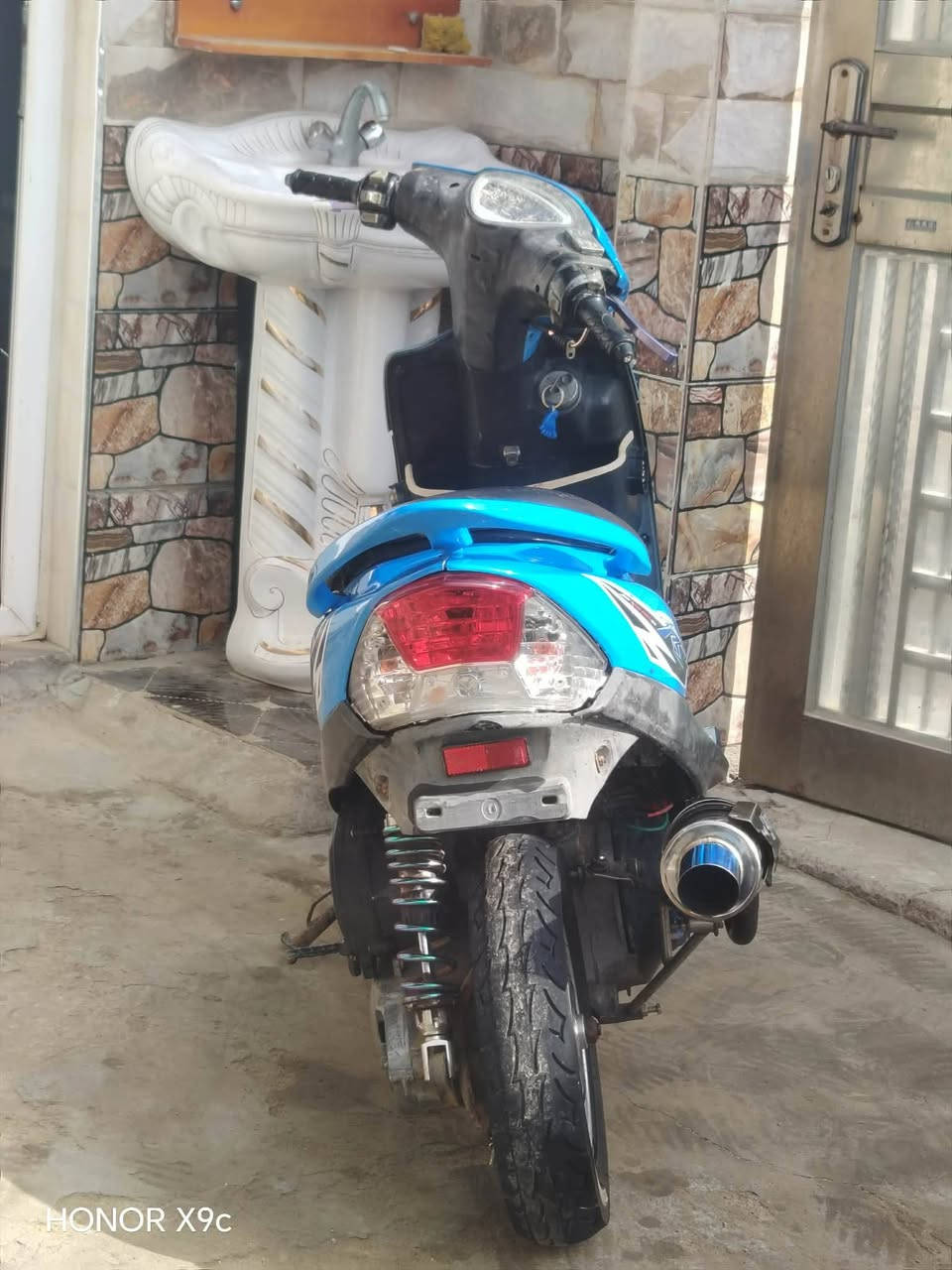 سلام عليكم ماكس عدله للبيع سلف شغال بوشه خمسه وخمسين كهربائية شغاله مراوس او بيع وسعر خاص ***********..
