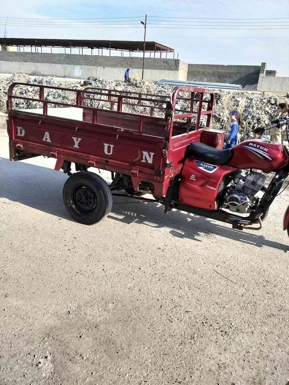 ستوته دايوان مديل 18 كهربائيات شغاله سلف هندر تخم تاير جديد مكينه خرسه مكاني مدينه الصدر السعر 850 رقم الهاتف ***********
