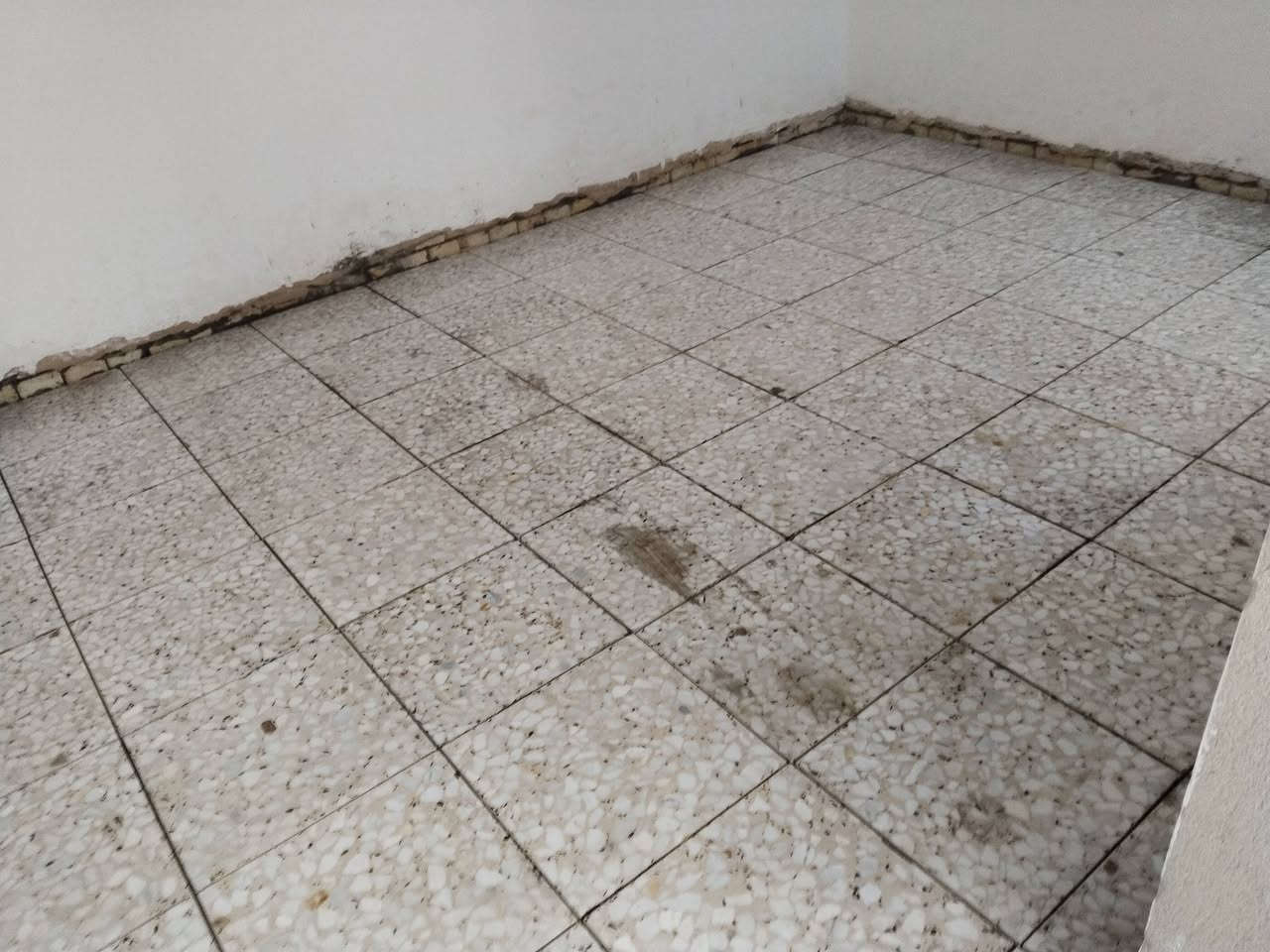 السلام عليكم
ستاذ للتطبيك جميع انواع الكاشير السيراميك المرمر بورسلين
***********) فقط كربلاء
