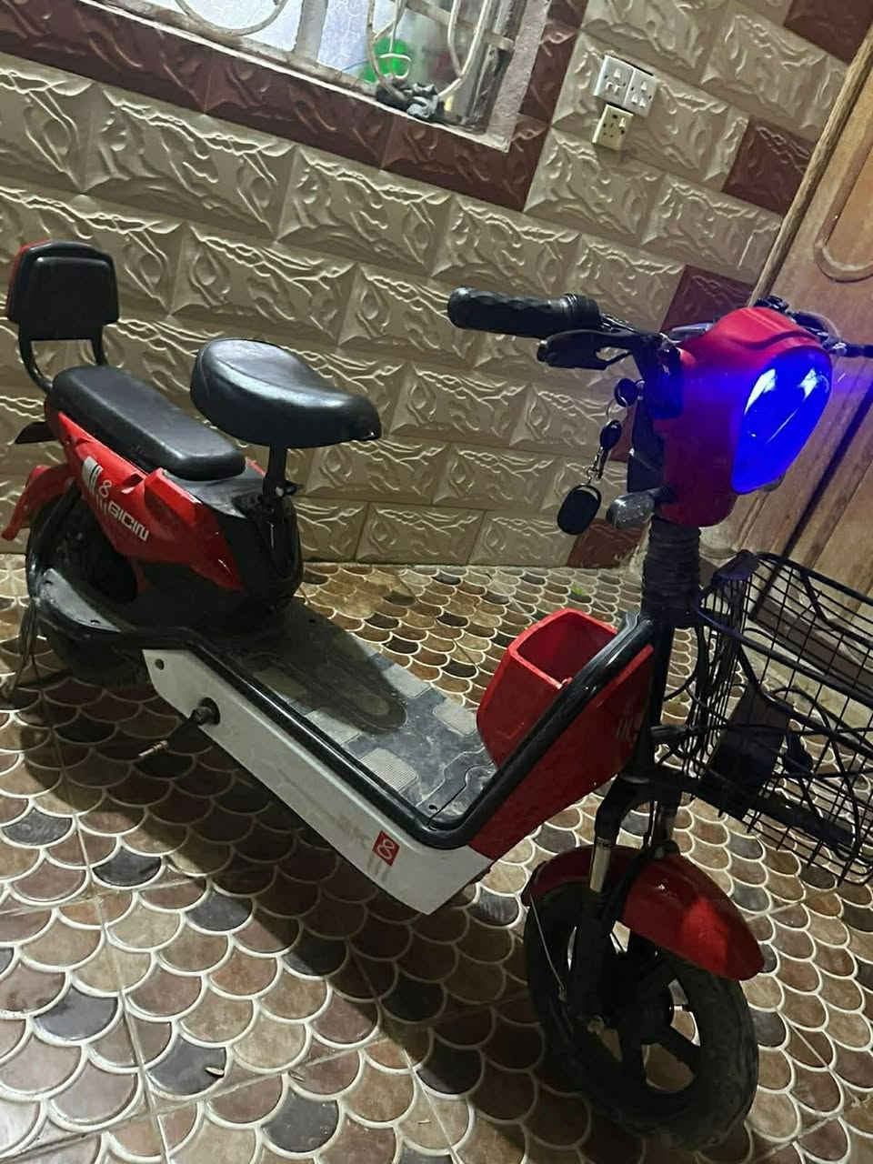 تخم 10 مقاعد تزكام اخو الجديد سعره 400 دراجه شحن حجم 14 نضيفه 180 بيهم مجال بسيط بابل محاويل حي لاسره


**إذا كنت صاحب هذا الإعلان وتريد حذفه لأي سبب، رجاءا أرسل رسالة إلى الدعم الفني**