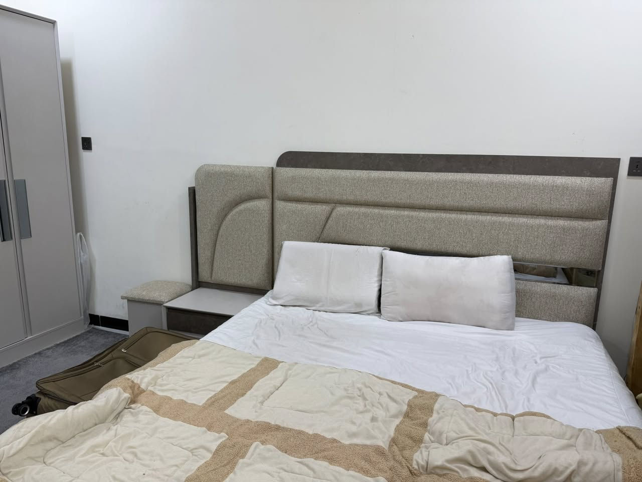 السلام عليكم غرفة نوم متكونة من 9 قطع جديده كلش ونظيفة المكان بغداد الغزالية


**إذا كنت صاحب هذا الإعلان وتريد حذفه لأي سبب، رجاءا أرسل رسالة إلى الدعم الفني**