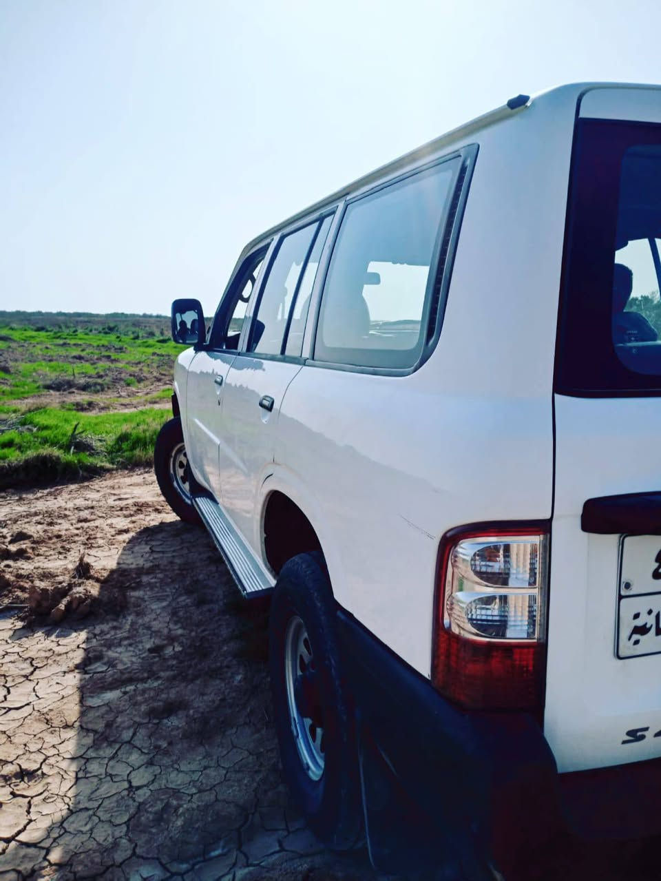 باترول 2002
نضيفه تبريد شغال فورويل شغال 
سياره جاهزه نضيفه
ديالى بلدروز 
السعر خاص
***********
