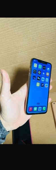 #مكلف_بنشر السلام عليكم اكس ماكس 
ذاكره 256 امريكي 
مستبدل بطاريه..  بطاريته حالين 77 شحن زين مايصرف 
نضافه فول كامره تخبل فيس ايدي متوقف السعر 200 بي مجال ‏‪0787 339 7707‬‏ اتصل مكاني القاسم
