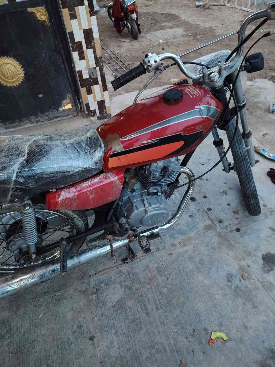 للبيع بيع تايگر موديل ١٨ سعر٣٢٥ ٠وبيها مجال بسيط مكاني واسط شحيميه قريه 4 🌹***********
