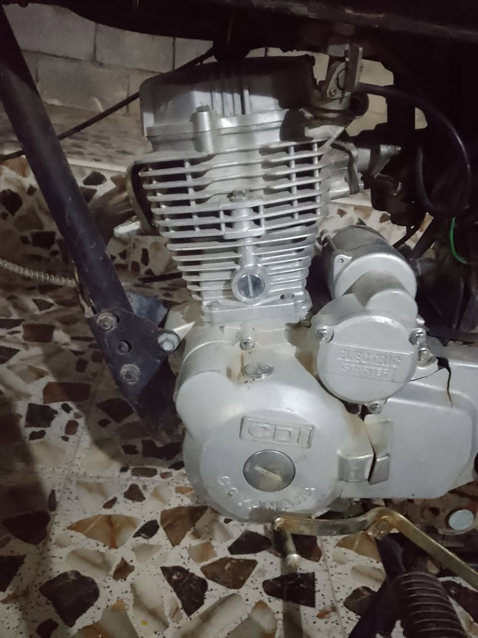 السلام عليكم سيفان 5كير موديل 20 وراق كامله مكان ديالئ خان بني سعد سعر خاص او نتصال ‏‏‪***********‬‏
