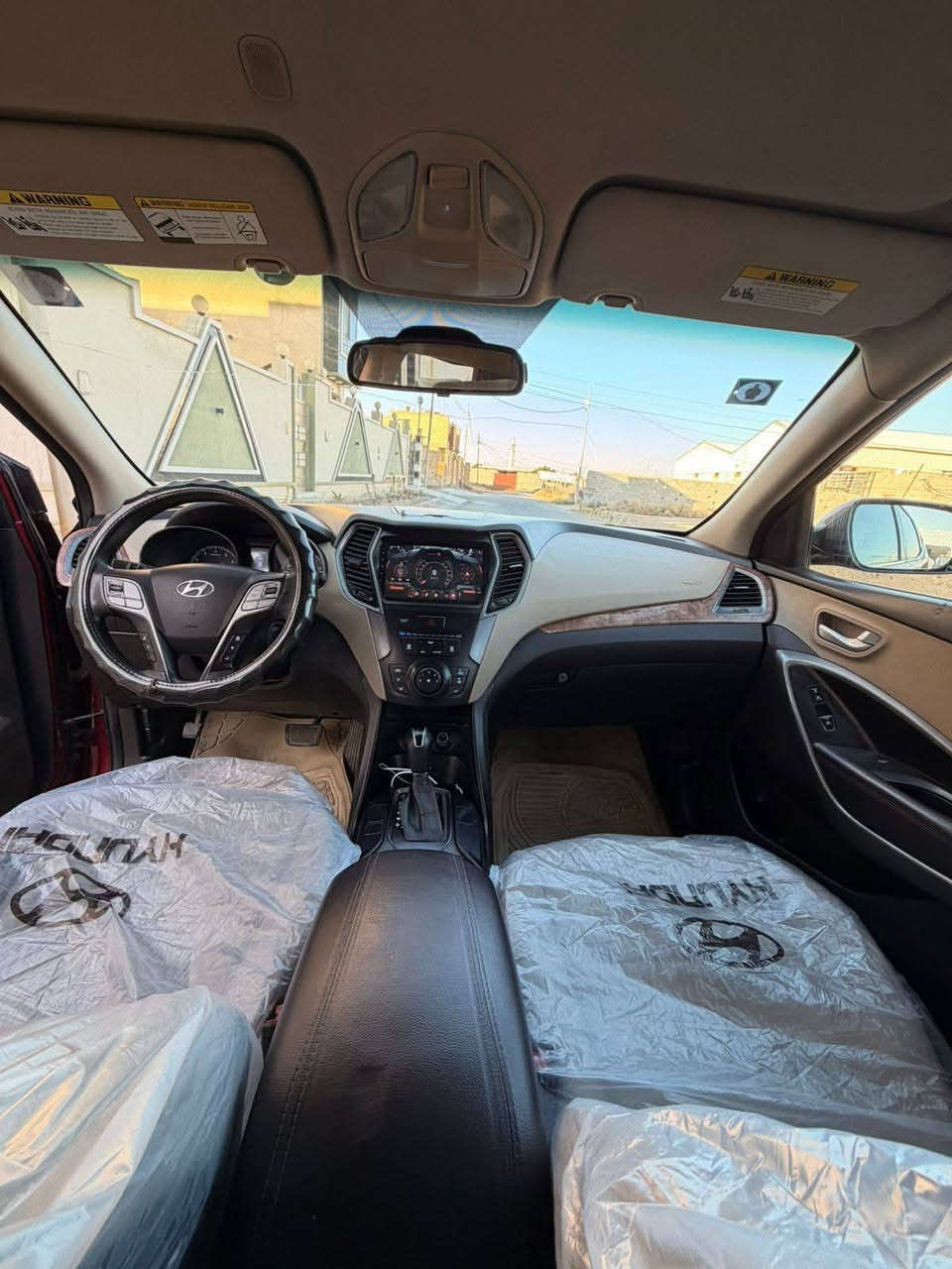 للبيع سنتافي موديل 2016 4 سلندر 5 راكب
السياره نظيفه ماناقصها شي 4 قطع جاهزه للتحويل 
مطلوب 

للتواصل والاستفسار ***********
