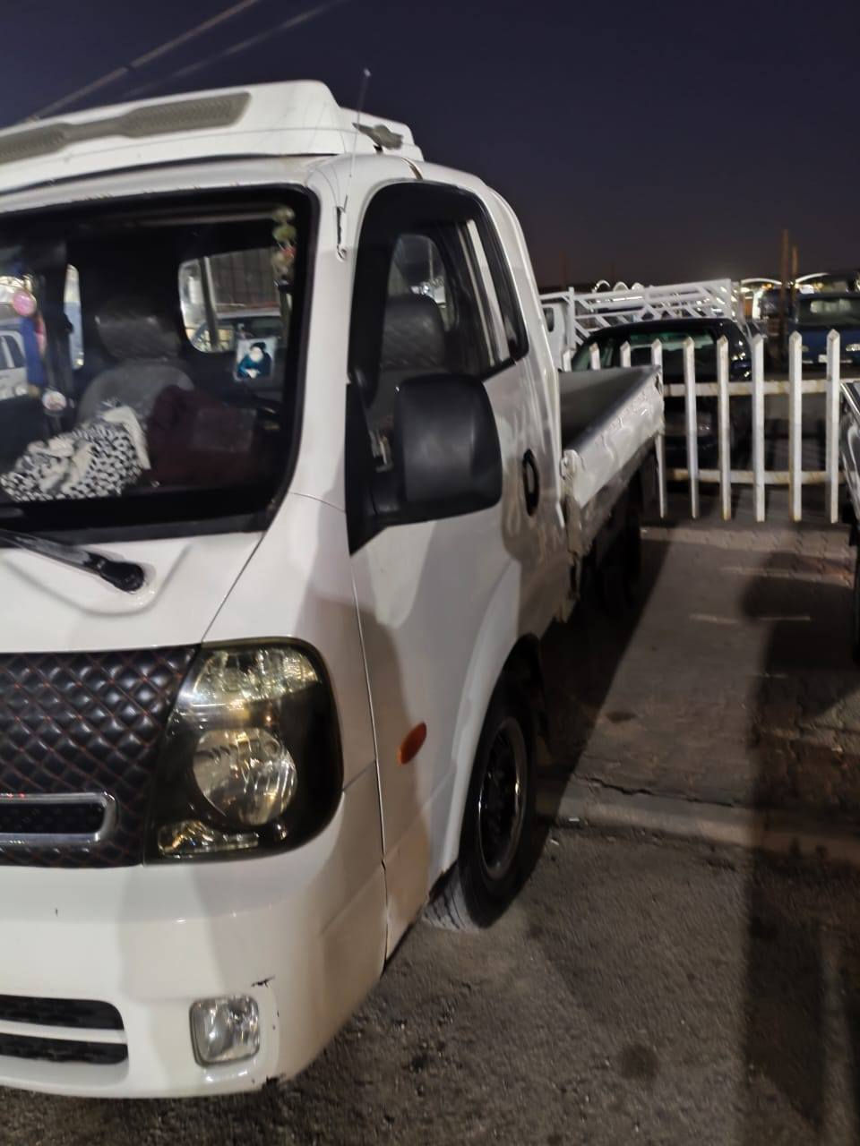 كيا بنكو ٢٠٠٩ مكفوله كير اكسل محرك بلادي ٣٠٠٠ سبلاين مسكر تخم تاير جديد حداديه جديده معلايه وركه وتاير سياره جاهزه للعمل السعر ٨٥ بيهه مجال رقم قادسيه ***********
