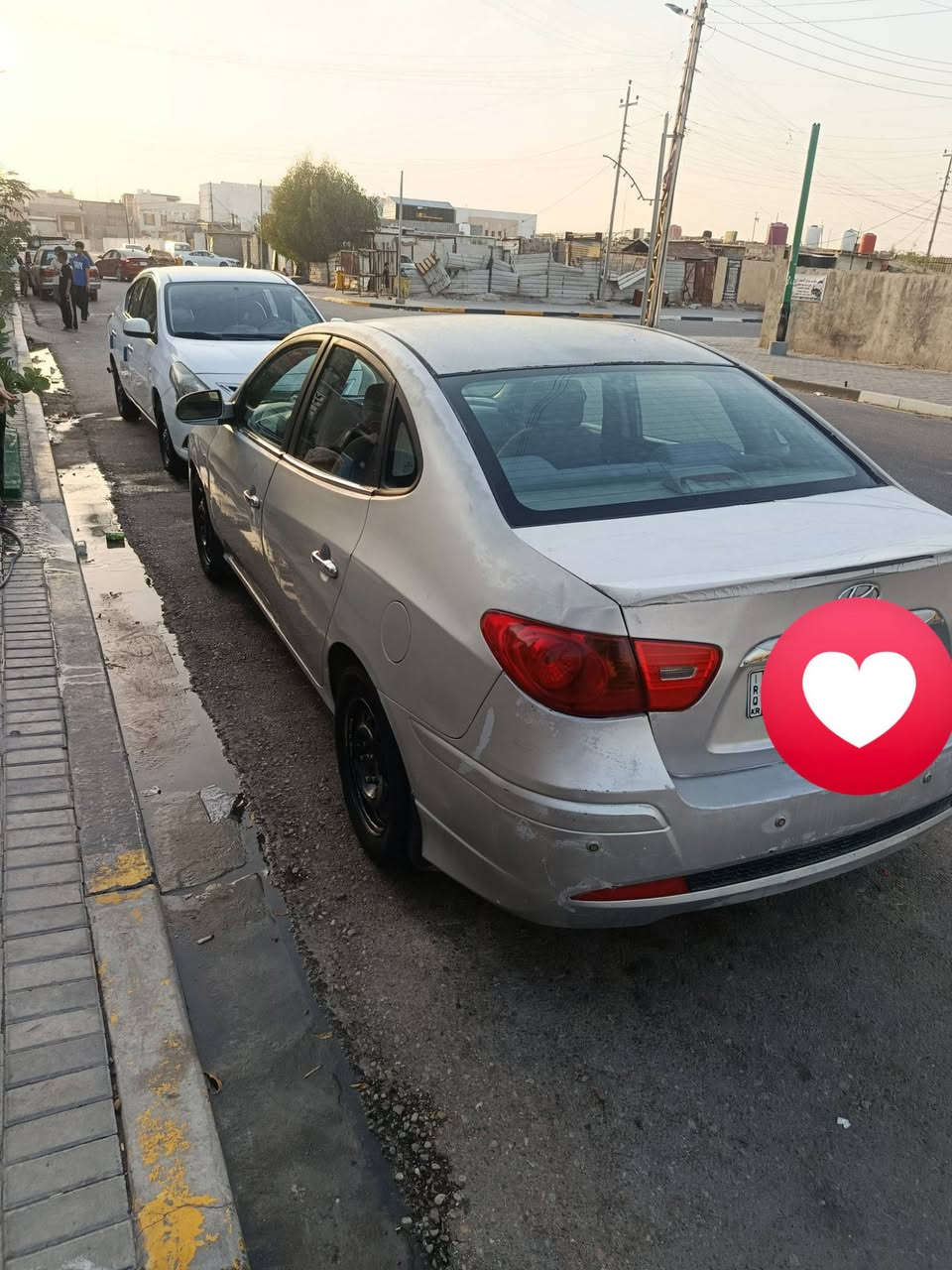 السلام عليكم النترا صابونه ادوات ادوات بيها ارقام انكليزي اربيل بدون سنويه بدون كصه السياره تبريد شغال سعرهه ٤٠ورقه وبيها مجال قليل الإستفسار *********** بس واتساب مكاني بصره القبله وذا اكو مراوس اوباما جارجر
