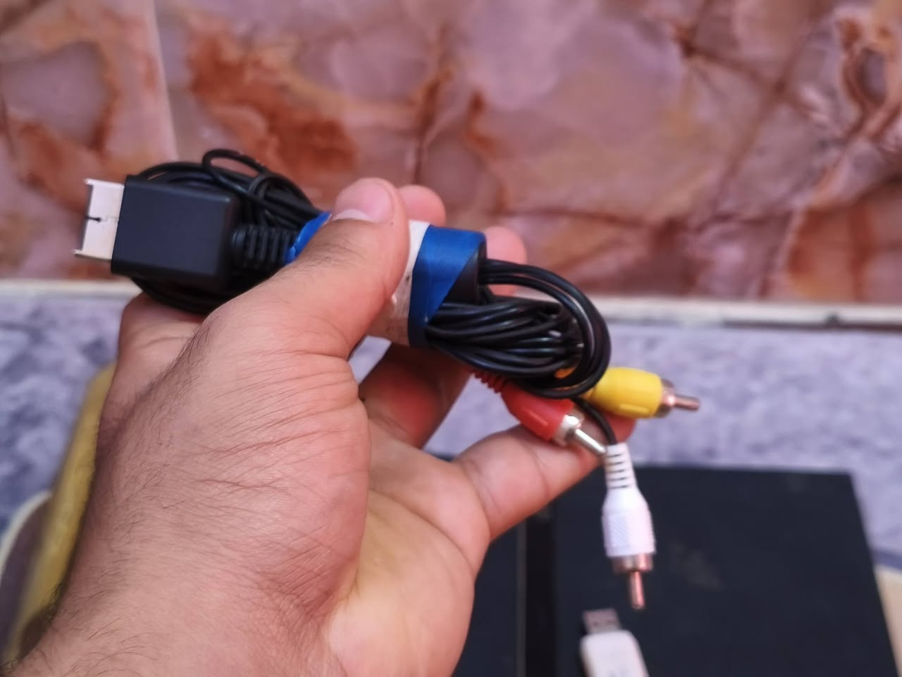 سلام عليكم
بلاي ستيشن 2 مستعمل بحاله جيده شغال ذمه وضمير كامل يدات عدد 2 شغالات ومابيهن شي + الفيش مالاته + ميموري مال خزن مو تنصيب + فلاش بي 4 العاب/.. فقط محوله ( بطاريه خارجيه ) ما وياه السعر 35 وبي مجال مكاني /البصره/ گرمة علي/


**إذا كنت صاحب هذا الإعلان وتريد حذفه لأي سبب، رجاءا أرسل رسالة إلى الدعم الفني**