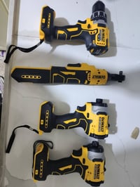 دولت ابريطاني • فارغ • بدون ملحقات