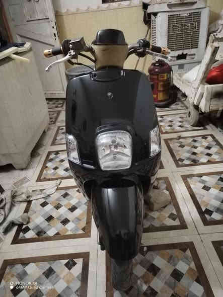 السلام عليكم دراجه للبيع كهربائيه شغاله سلف هندر حلوه السعر ٥٥٠ بيها مجال شراي يتصل هذا ***********
