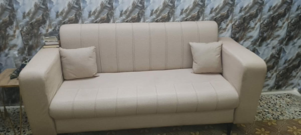 السلام عليكم عندي تخم 8مقاعد كرويتات 2 وكراسي 2 نضيف مكاني اصغير واريد ابيعه
ماخذته صار 5شهر نظيف نهايته 375 الف
تاجي سبع البور


**إذا كنت صاحب هذا الإعلان وتريد حذفه لأي سبب، رجاءا أرسل رسالة إلى الدعم الفني**