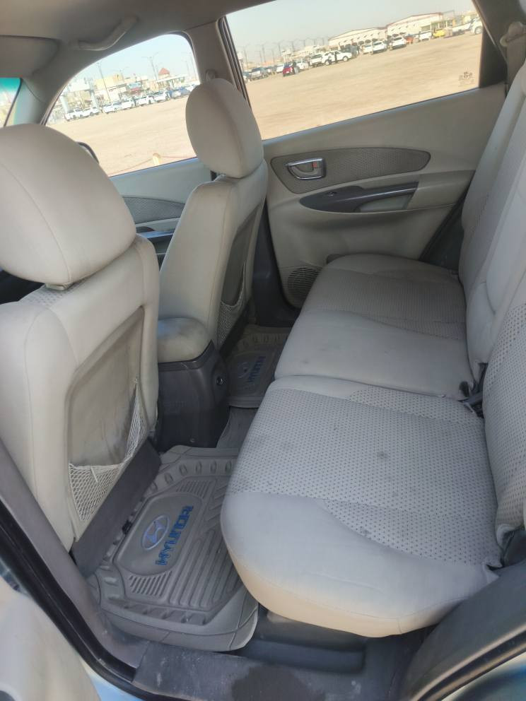 توسان خليجيه موديل2009(السعر85)
(***********)محرك٢٠٠٠دوش وكير كفاله بيها طخه جاملغ خلفي خفيفه كلش تبريد ثلج حداديه جديده تخم تاير جدد كهربايات كلها شغاله رقم بصره نكليزي السنويه لغايه28
عنوان السياره البصره *********** البصرة, العراق
