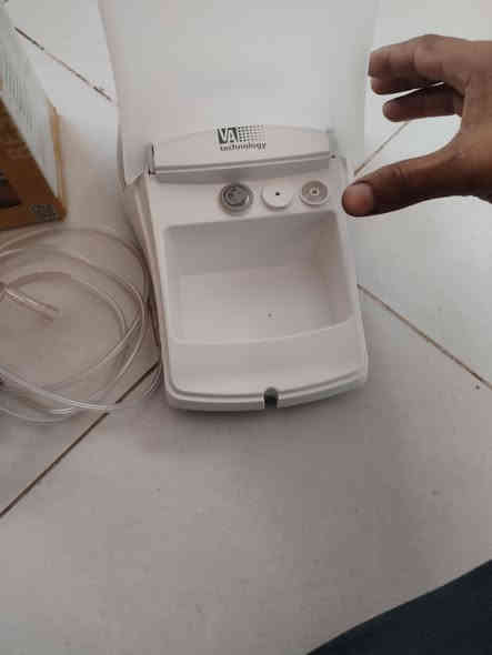 جاز بخاخ جديد مستخدم مره وحده جهاز اصلي نوعيه راقيه  الله يشهد ريد بيعه ريده يرسلني او تصل بخدمته ***********
