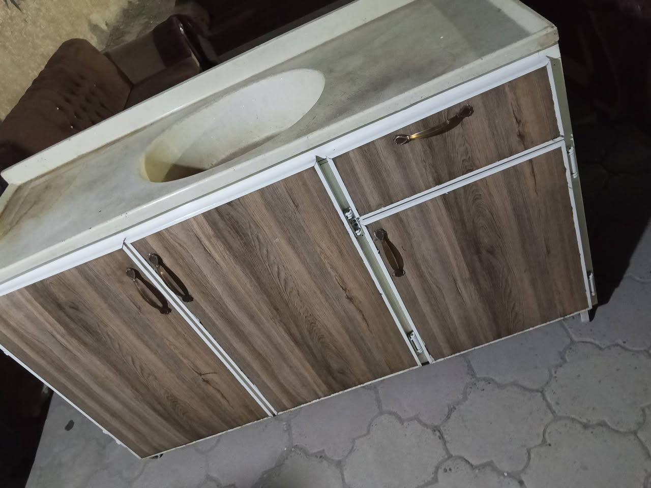 للبيع
***********
***********
طارميه نهاية شارع البعث
