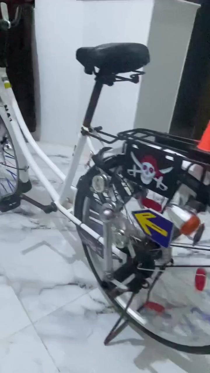 للبيع أو مراوس حجم 26


**إذا كنت صاحب هذا الإعلان وتريد حذفه لأي سبب، رجاءا أرسل رسالة إلى الدعم الفني**