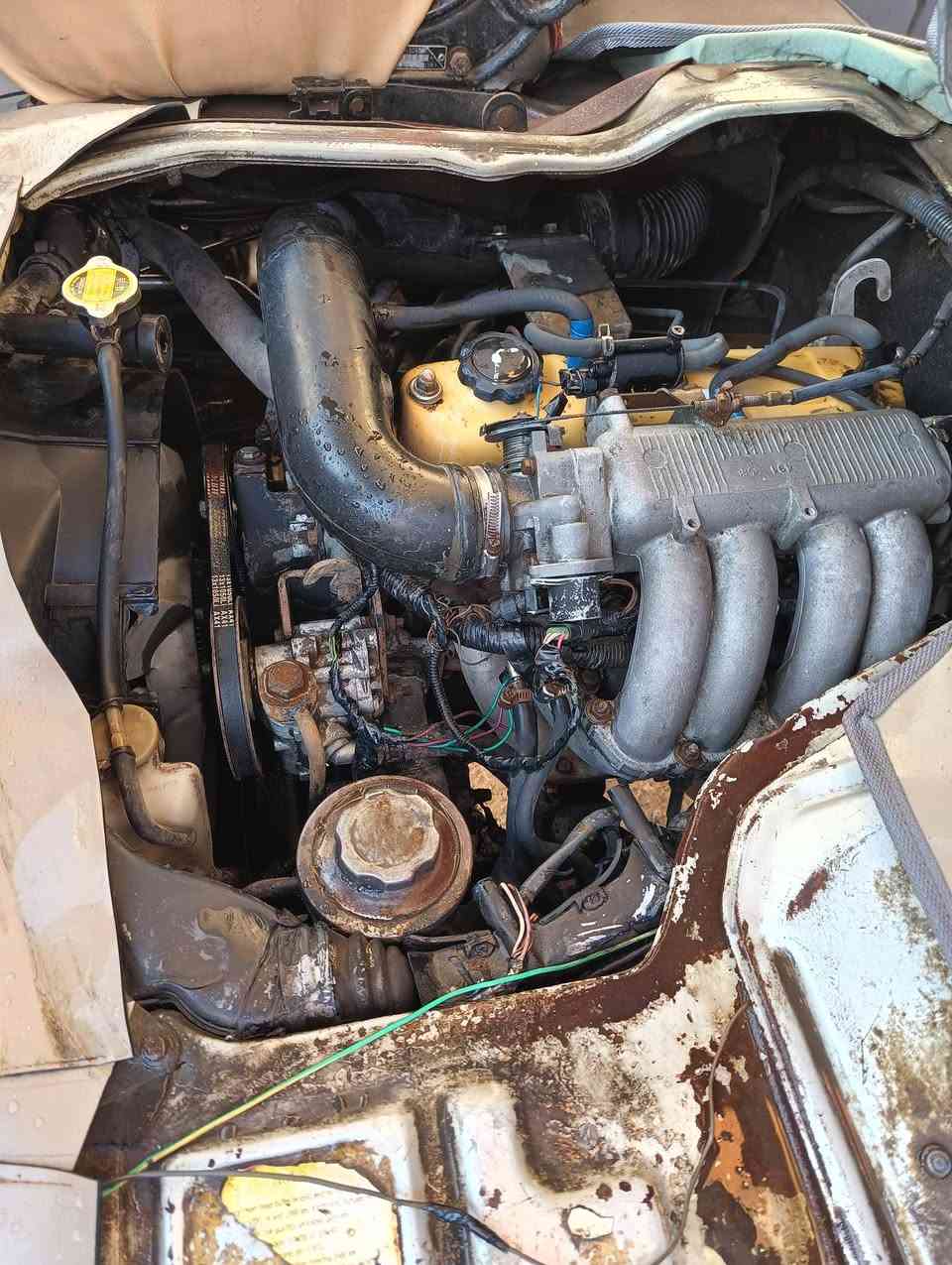 اسلام عليكم
فتون 2011 مكينه جديده كير اكسل حداديه مكفولات 
دوشمه جديد تخم تاير جديد سياره جاهزه من كلشي 
مكفوله من كلشي تحويل ثاني يوم رقم شاصي شعاره بتكمه ومذكور بسنويه انكليزي  تحويل ثاني يوم 
  مكان سياره نجف 
للستفسار
***********
***********
