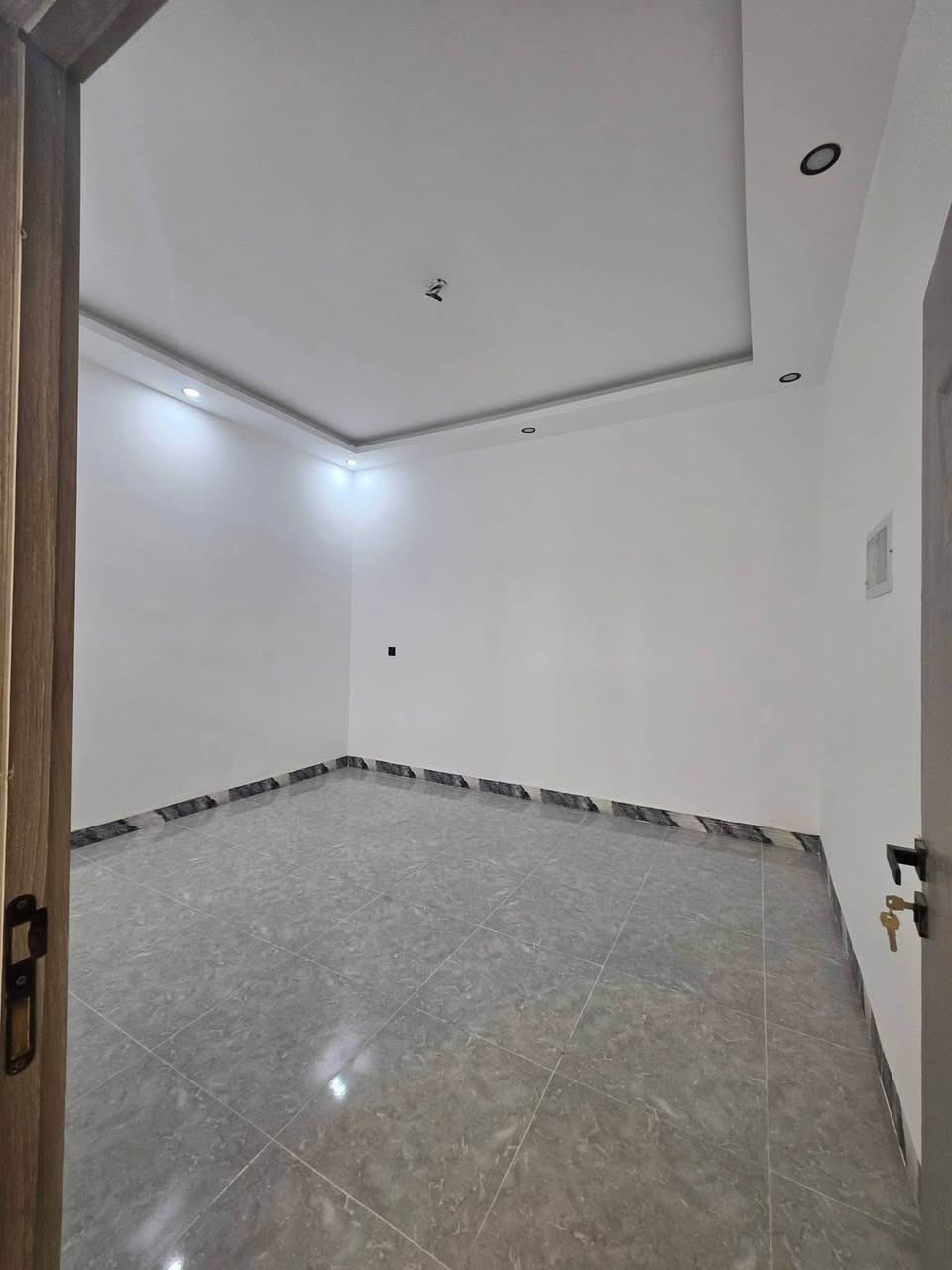✨ حوّل سقف منزلك إلى تحفة فنية! ✨
نقدم لكم تنفيذ جميع أعمال الجبس بورد والديكور المغربي العصري بأعلى جودة وإتقان.

🔹 أسقف جبس بورد حديثة وكلاسيكية. 🔹 السقف المغربي العصري بجميع تصاميمه. 🔹 إضاءة مخفية (LED) وسبوت لايت. 🔹 كورنيش وزخارف وديكورات داخلية. 🔹 بديل الخشب وبديل الرخام. 🔹 أصباغ وتشطيبات داخلية وخارجية.

✔️ تصاميم عصرية تناسب جميع المساحات. ✔️ تنفيذ احترافي وأسعار منافسة. ✔️ جودة، دقة في المواعيد، وضمان على التنفيذ.

📞 للتواصل والاستفسار،  عبر هذا ***********
