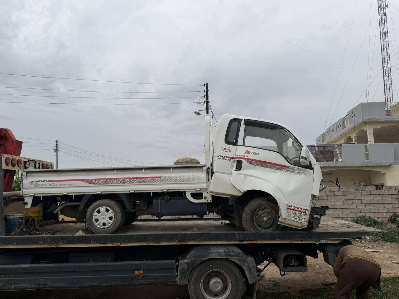 للبيع كيا بنكو للبيع
موديل 2021
رقم صلاح الدين. تحويل مباشر 
صار بيها حادث. 
ابيع ع حادثها 
مكاني بغداد  حى الرىاسة
***********
