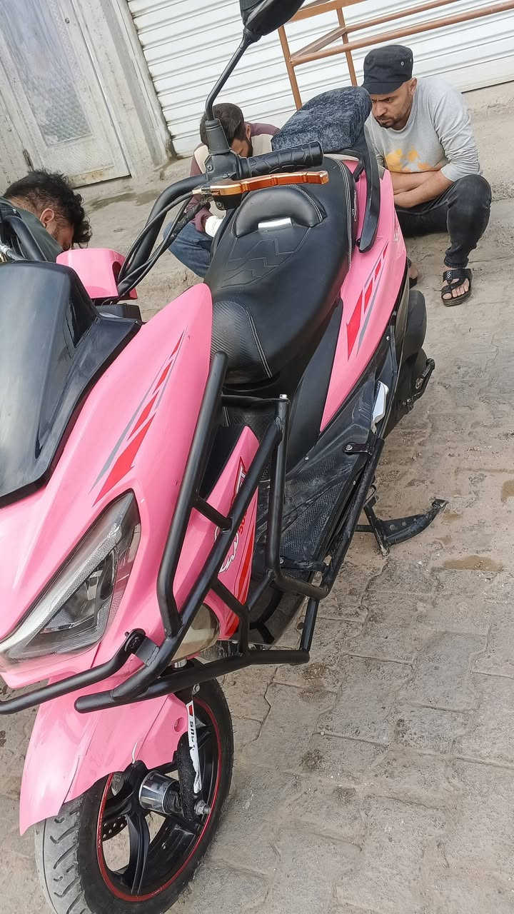 مطور للبيع ماكس جبلي موديل 2024كله بلادي ما ملعبوب
بيه اي شي رقم *********** عنوان كركوك

سعر 600
