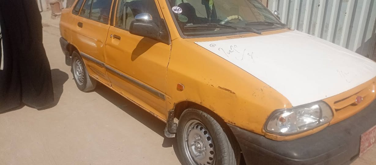 سياره سايبه للبيع موديل 2012 السعر 8 مكان النجف رقم احمر بدون راعي ***********
