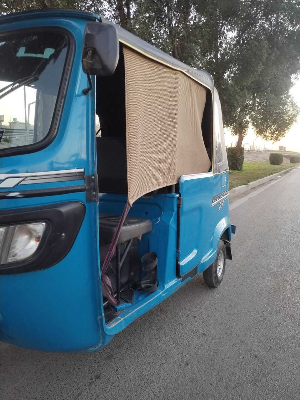 سلام عليكم تكتك للبيع مديل 21. مكينه مكينه مامفتوحه تكتك كلش حلوه مكاني المحموديه هذه رقمه *********** مكلف بالنشر هذا راحيها
