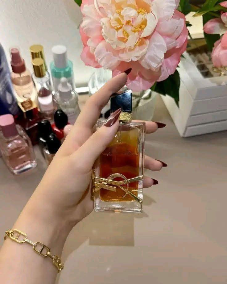 سلام عليكم عيوني عطور خليجية ماركة أصلية فوحان وثباتية كلش عالية للحجز *********** يوجد توصيل محافظات وداخل النجف
