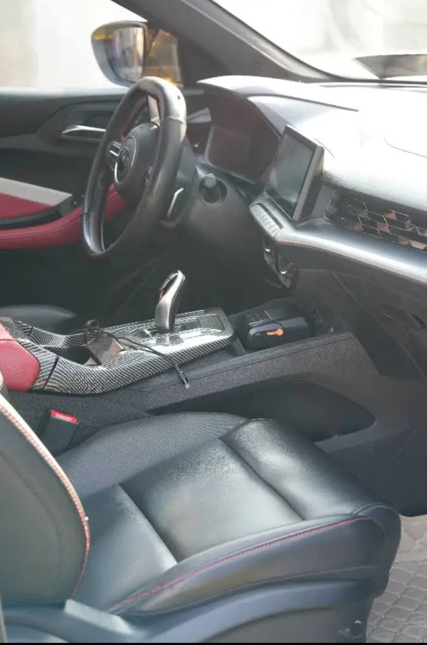 Mg gt turbo 2022
فول مواسفات 
توربو 1.5
سلاید
بسمة
كوشن جلد و كهربائی
دواخل آحمر
5 كامیرات و حاسة
رادار
ئوتو هولد
بریك بسمة
مرایة شفت
ویل كروم 
بدون صبغ بدون بارد 
ضمان شركة باقی 5 سنین
ماشی 44km
 كمالیات
جام آسود ویا كتاب مرور
ثانی یوم تحویل كلشی مكفولة
سعر 
115 $
***********
