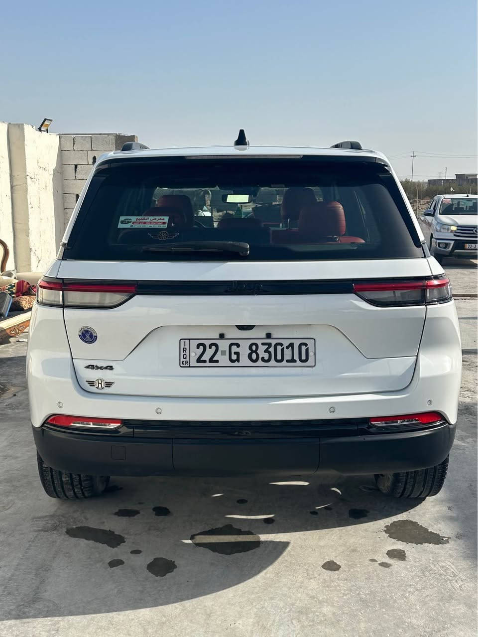 جيب كراند شيروكي التيتود بلاك ادشن الموديل2023خليجي  سياره ماشيه54  لون ابيض محرك 6سلندر ..3600حجم محرك خمسه راكب دواخل احمر ابلاد وكاله هارلم دفع رباعي رادار امامي مع مانع تصادم تحذير الخروج عن المسار فتحه بالسقف نقطه عمياء  شاحن وايرلس كير شفتات بالستيرن باب خلفي كهربائي تشغلين عن بعد  شاشه لمس  اطفاء محرك اوتو عند وقوف رقم اربيل بااسم شركة سياره مغلفه نانو بلكامل  تخم تاير جديد  كامره خلفي حساسات خلفيه الكشنات تدفئه وتبريد لمس الاستفسار *********** البصرة, العراق
