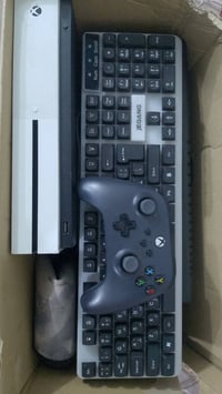 اكس بوكس وان اس • يو بي اس ١٥٠٠va • يدين اصلية