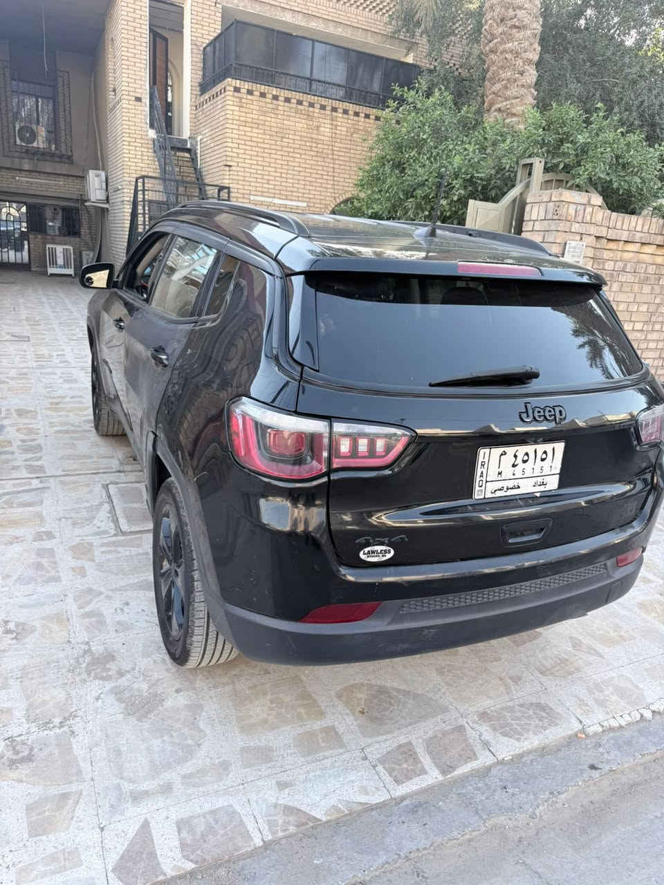 سلام عليكم جيب كومباس ٢٠١٩ ماشية ١٨٢ الف كيلو سيارة نضيفة بيها قطعتين صبغ و بيها هواي مواصفات حلوة
مكاني بغداد السعر 11,500
***********
