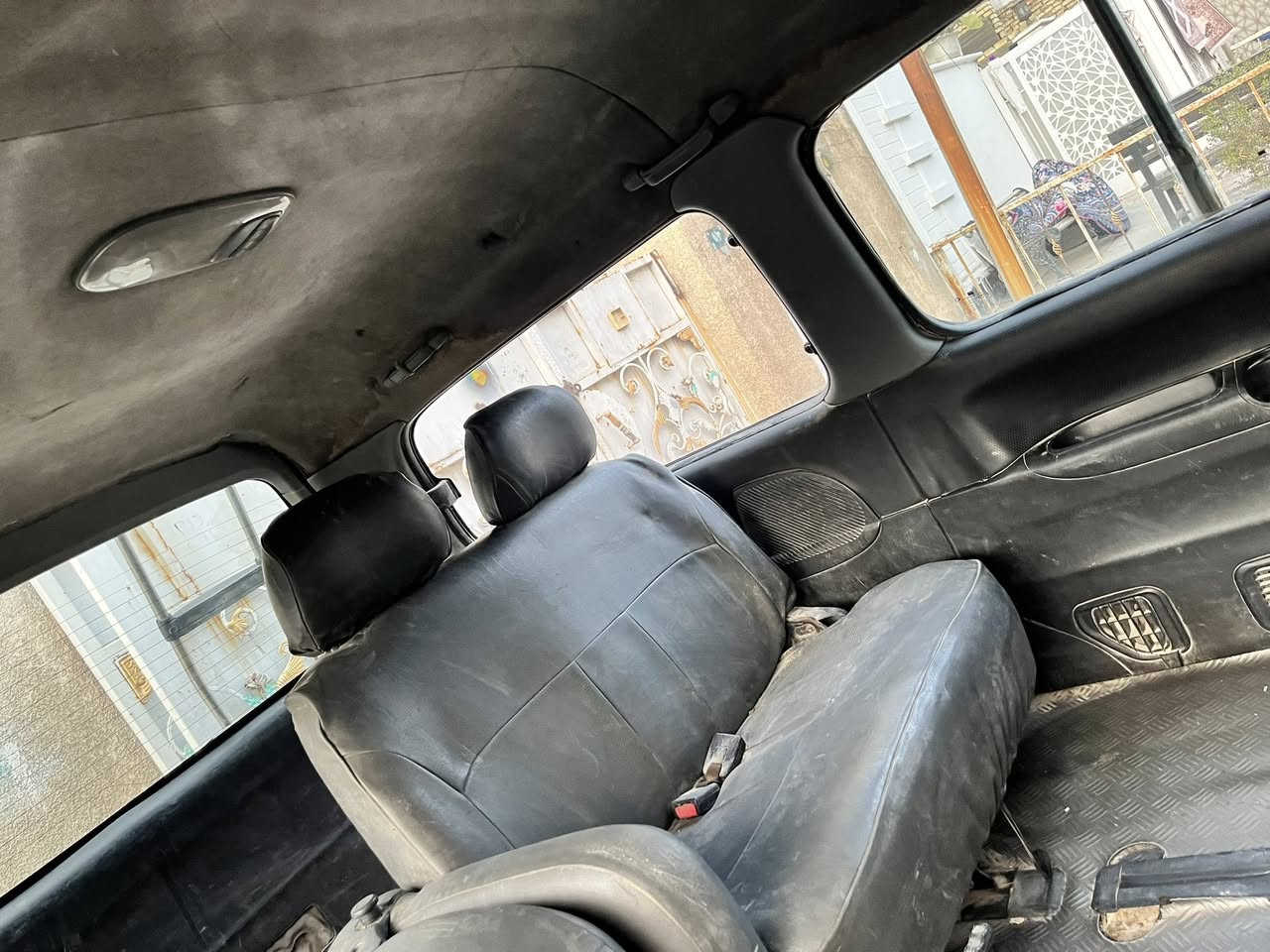 السلام عليكم من رخصة الادمن ستاركس موديل 2004 رقم صدامي مفتوح السيارة السعر المطلوب 43& بيه مجال العنوان بغداد الزعفرانية ***********
