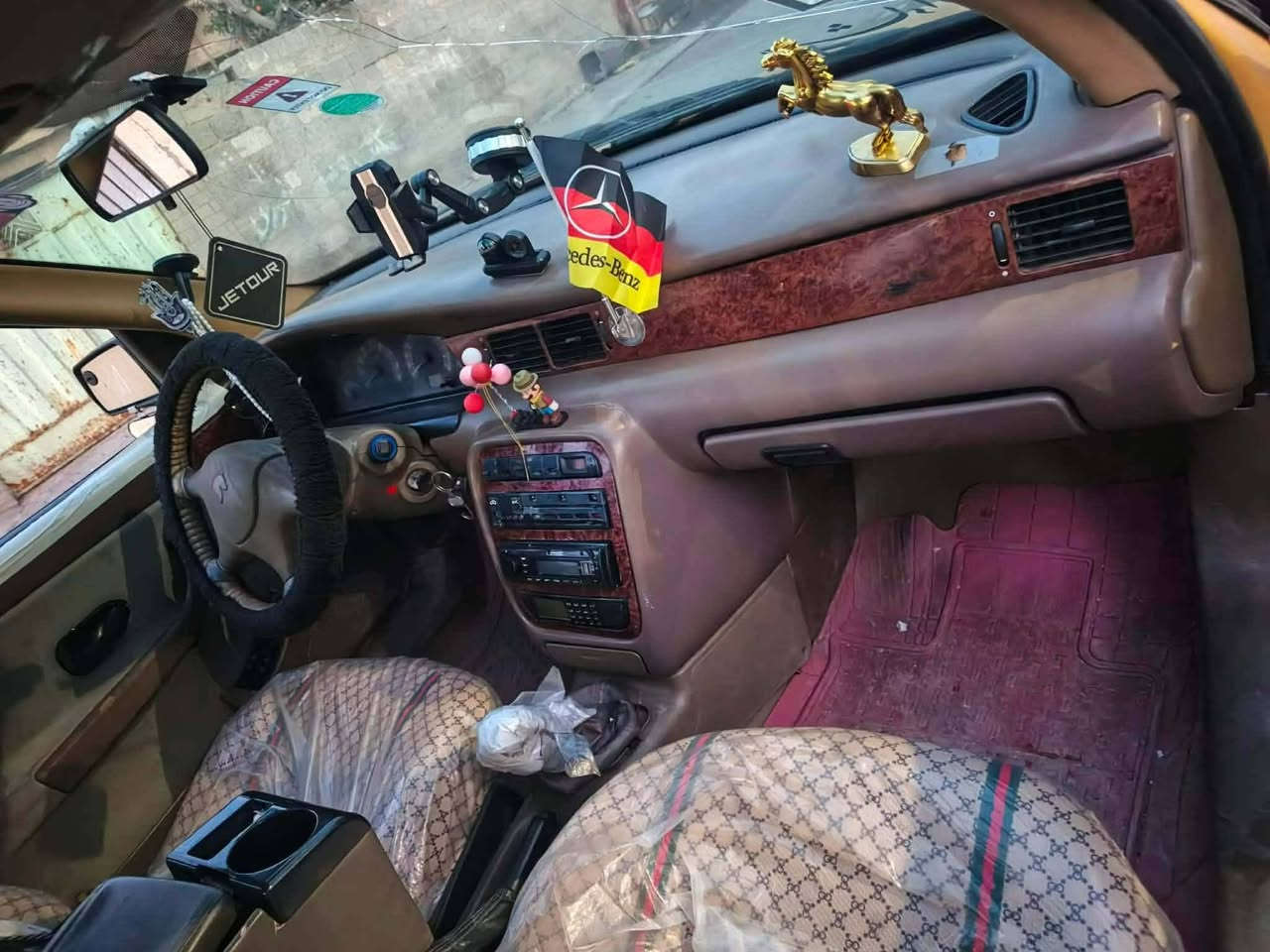 سمند ناطقه ٢٠١١ ......لبيع اومراوس....

رقم بغداد الماني شرط التحويل والوكالة دفتر بانزين نقابه مصفره سياره جاهزه بدون اي نواقص محرك كير صدر تاير كله بالشرط لبيع اومراوس  السعر 30 وبي مجال بسيط للشراي لستفسار ***********....مكاني كركوك.....
