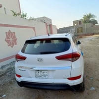 توكسان ١٨ للبيع رقم بغداد مكفوله ماشية ١٥٣ السعر١٨٠ بيها مجال للاتصال ...