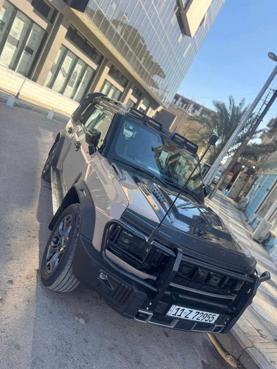 🚗 Jetour T2 2025 – فئة لاكجري
🔹 اللون: صحراوي (المطلوب)
🔹 الرقم: بغداد جديد
🔹 المواصفات: فول مواصفات

✨ الإضافات:
▪️ سيبايا
▪️ بلوجكترات
▪️ درج
▪️ بوكس جمجمة
▪️ بوكس علوي فوق السيبايا
▪️ درع أمامي
▪️ درع خلفي
▪️ خيمة بردة مع إنارتها
▪️ دواخل صاج كامل
▪️ أرضيات روز لاين
▪️ ساعة دشبول

⚙️ أنظمة وتجهيزات إضافية:
▪️ داش كام كامل مع كامرات أمامي وخلفي
▪️ نشرة دشبول أصلي
▪️ كت كامل أسود مكمل على السيارة
▪️ كماليات أوف رود كاملة

📍 حالة السيارة: جديدة جداً
📍 الممشى: 21,000 كم فقط (اخت الزيرو)

🛡️ ضمان هارلم: 10 سنوات
🛡️ كفالة عامة

📞 للاستفسار: ***********
📍 مكان السيارة: الأعظمية – بغداد
