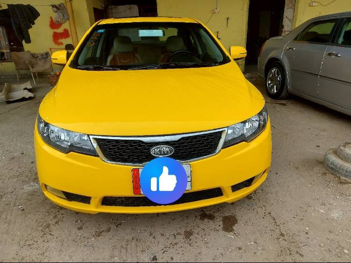 السلام عليكم
سيراتو موديل ١٢
 خليجي محرك ١٦٠٠
 امفوله بصمه تشغيل بصمه
 فتح البيبان شفط امرايات
 فتحه تبريد منضومه جديده
 تخم تايرات جدد
 كير ومكينه خير من الله 
ضربته جاملغ الايسر
 وطخه باب سايق والباب الخلفي بصيطه
السعر 95 
رقم الهاتف ***********
عنوان السياره ذي قار 
رقم السياره النجف الأشرف
