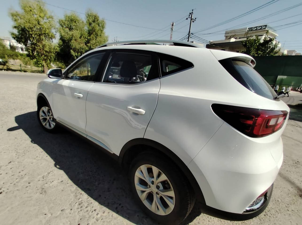 MG ZS هیچی نیە سیارەکە زۆر خاوێنە 24هەزار رۆیشتیە مۆدیل 2023          
ژ.م  *********** أربيل, العراق
