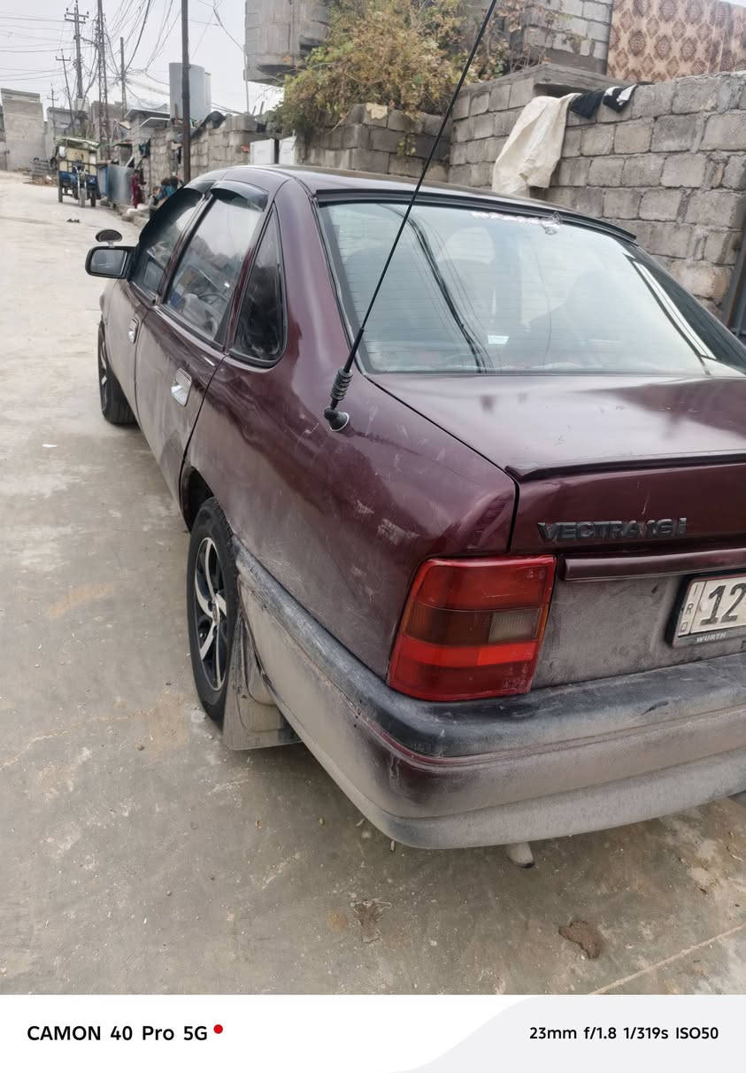 السلام عليكم اوبل فكتره حجم 16 موديل 91 سنويه عضم رقم نينوى صبق جماليه بدون ضرر كير محرك شرط وشرط التحويل السعر 48 وبيه مجال ***********
