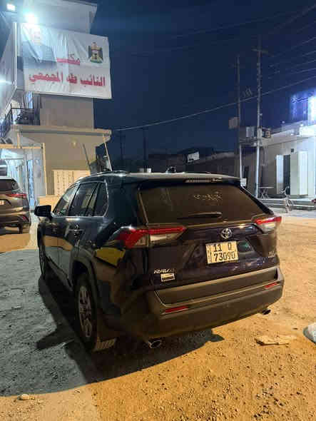 يا الله السلام عليكم تيوتا راف4 فول مواصفات للاخير فتحه Xle مديل ٢٤ بدون يرباك بدون تبديل ليبل واحد صور لحادث بل منشور صبغ فقط عله كد لحادث شي بصيط  رقم بغداد بسمي ***********
