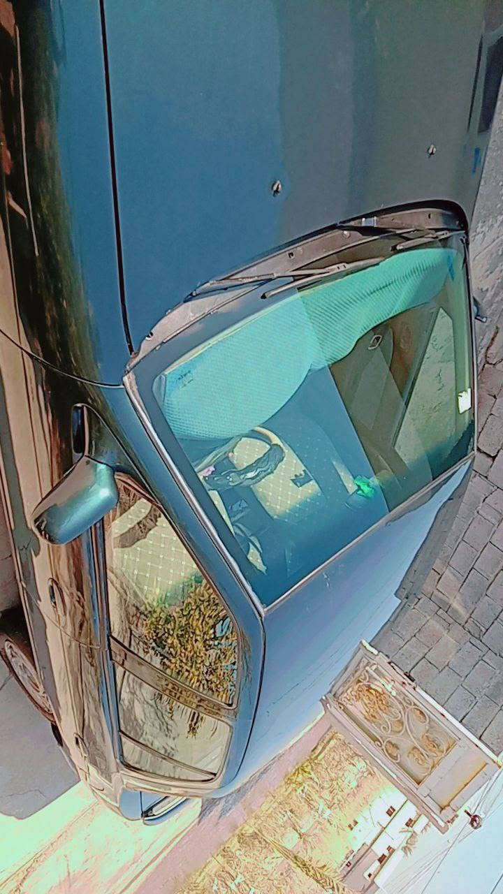 كيا سيفيا للبيع 94
مصبوغه عام للجمالية سياره دوشمه صدر تايرات خير من الله
كير محرك مكفول سياره مال جناي  مكان بغداد  سعر ٤٠ وبيه مجال لطيب ***********
