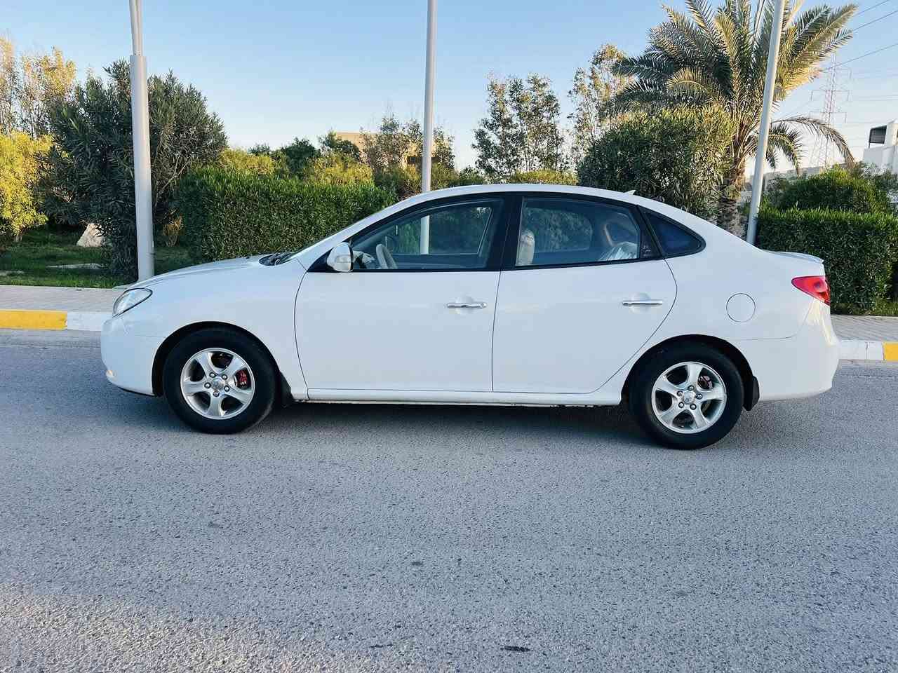 هوندا النترا موديل 2010 خليجي
رقم كركوك دولي جديد شرط التحويل والغرامات
السيارة كير محرك شرط
محرك 1600 دوش شرط لا تنقيص ولا تبخير
التبريد ثلج 
صدر امامي وخلفي جديد 
تايرات جدد
ويل كب 
اربع دسك
اشاير بالمري 
تحكم امري كهربائي 
السيارة بيها صبغ قطعتين ونص وشبر بقبق الصندوق 
السيارة جديدة داخل وخارج وترايها صفر
السيارة بسعر مناسب جدا 93 وبيها مجال للشراي 
السيارة بيها كابون بانزين 
العنوان صلاح الدين تكريت 
التواصل ***********
