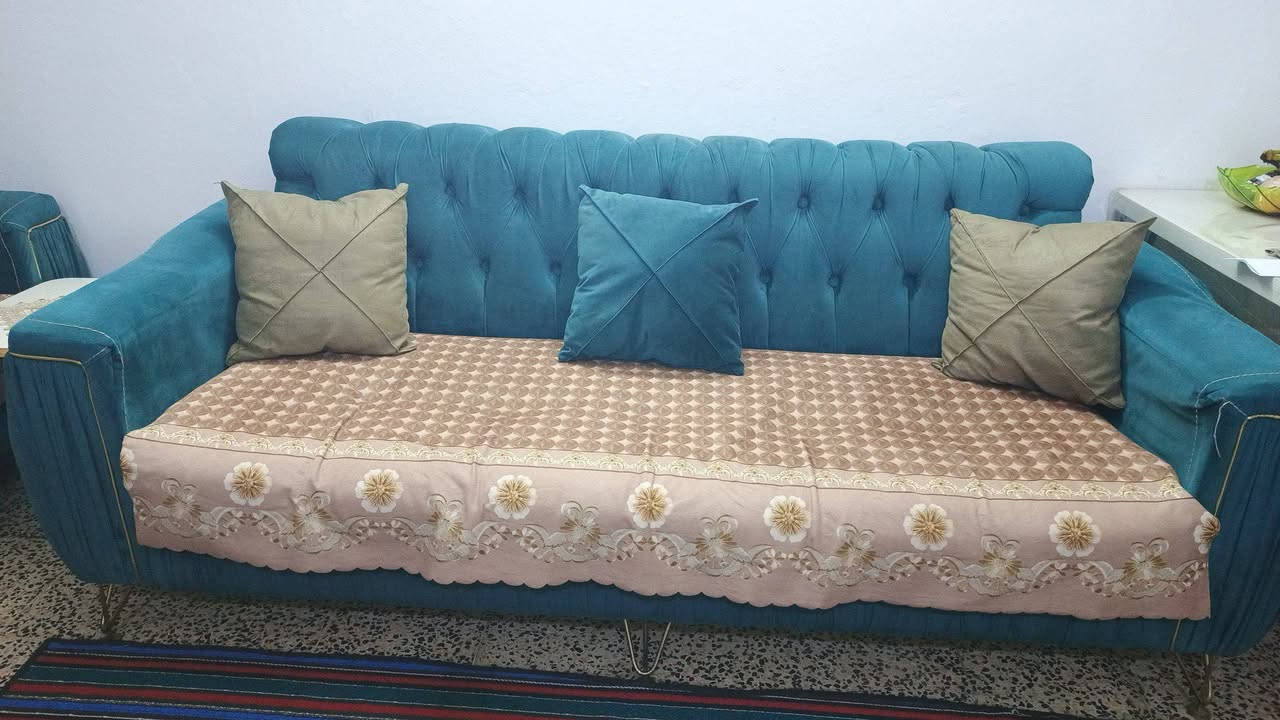 السلام عليكم تخم 8مقعد
قنفتين و ثنين كراسي للبيع 350 الف قفل
مكانة بغداد


**إذا كنت صاحب هذا الإعلان وتريد حذفه لأي سبب، رجاءا أرسل رسالة إلى الدعم الفني**