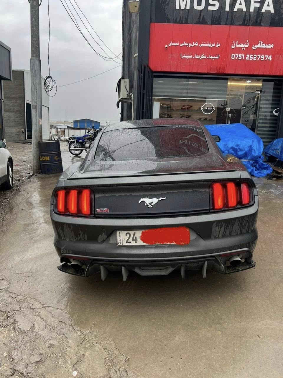 السلام عليكم
للبيع موستنك موديل ٢٠١٧ مكينة 4 سلندر ايكو بوست 
سيارة نظيفة وبدون نقوصات
حادث جانبي ( جاملغ امامي + نص جاملغ خلفي + ربع بنيد ) بدون دواخل وبدون ايرباك صور الحادث بالمنشور ( كير ومكينة وكهربائيات مكفوله )
رقم دهوك جديد تحويل بشرط 
سعر ١٣٠
مكان السيارة اربيل

***********
