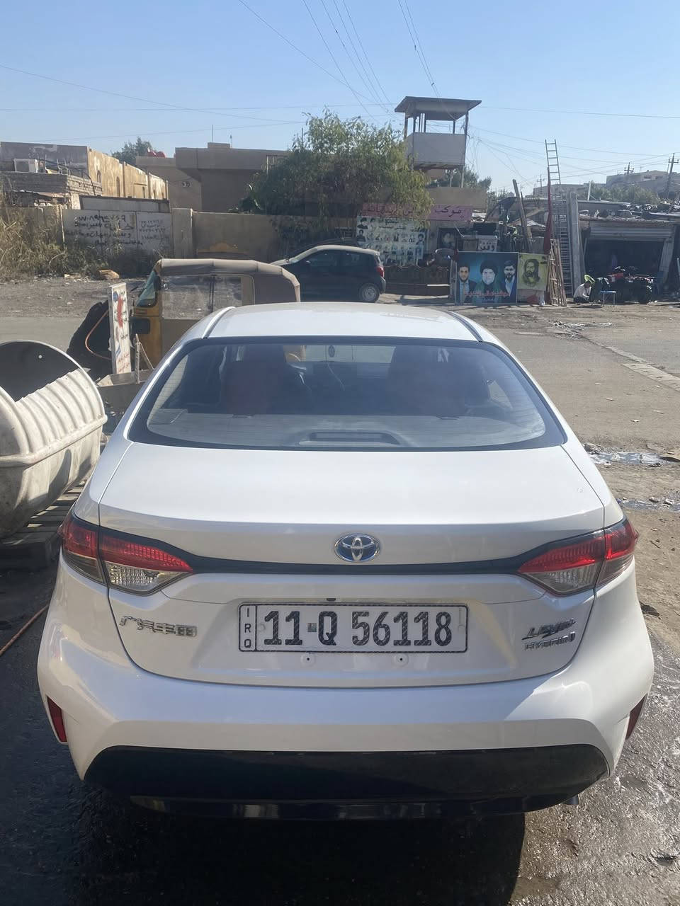 سلام عليكم كورلا للبيع موديل 24 مكفولة من ضربة وصبغ سيارة فول  عنوان بلديات شراي يتصل ***********
